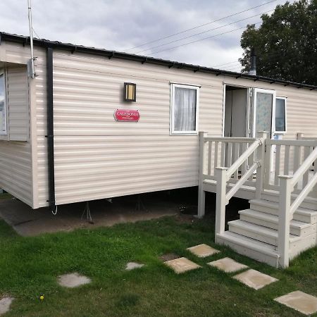 617 Seawick Hotel Jaywick Sands Exterior foto