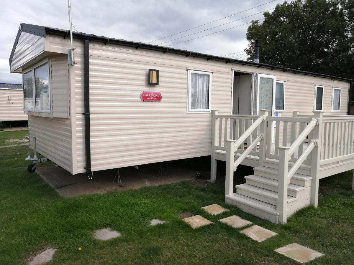 617 Seawick Hotel Jaywick Sands Exterior foto